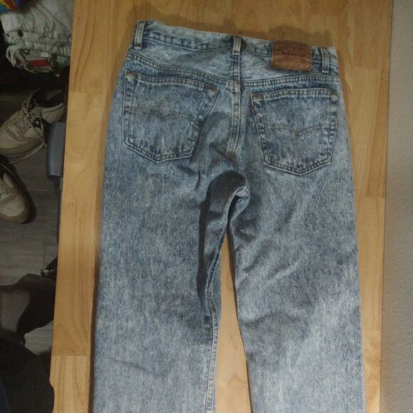 Vintage Levi's Acid Wash Button Fly Denim Jeans - Picture 5 of 10